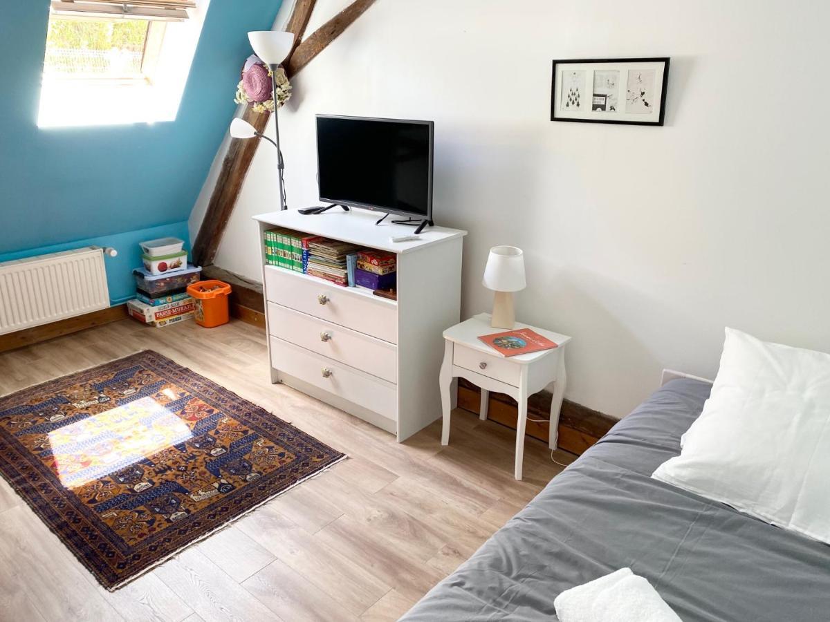 La Maison Des Remparts - Gite 3 Etoiles Pour 8 Pers A Loches Luaran gambar